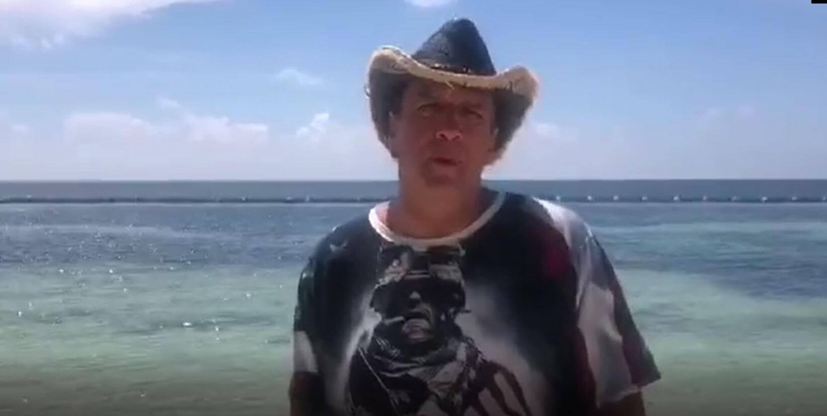 Wayne from Utah spends summer vacation at El Cid Puerto Morelos